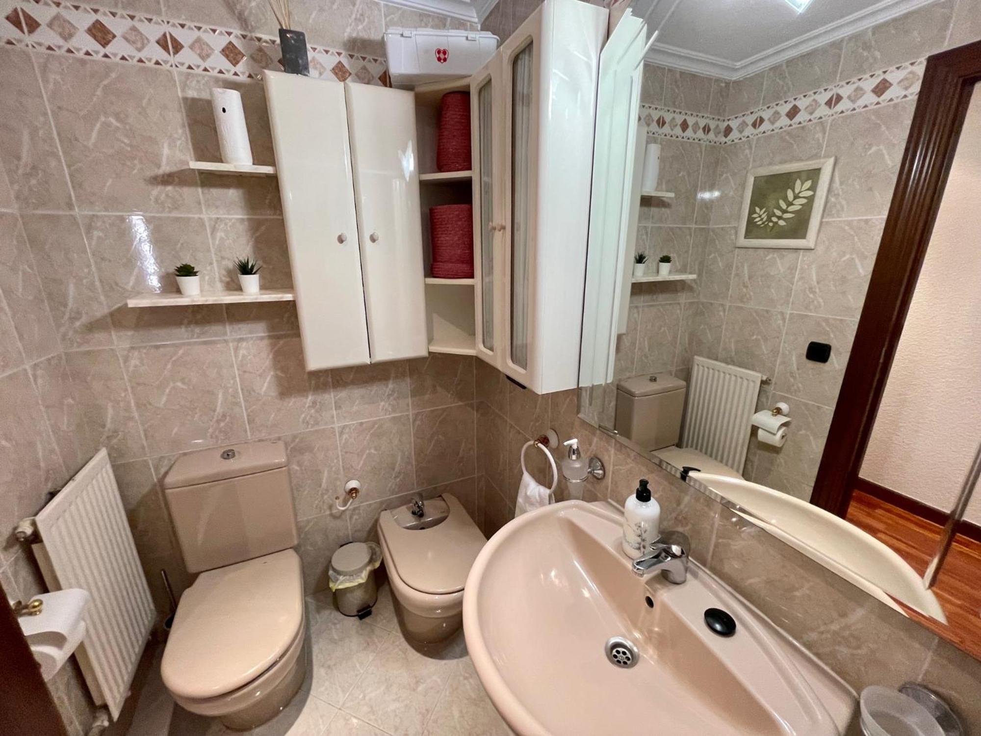 Apartamento Reyes De Espana / Free Parking & Wi Fi سلامنكا المظهر الخارجي الصورة